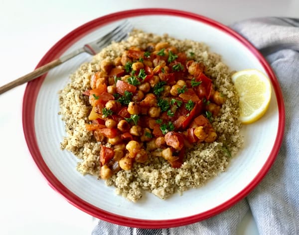 Cauliflower Rice with Chickpeas and Tomatoes