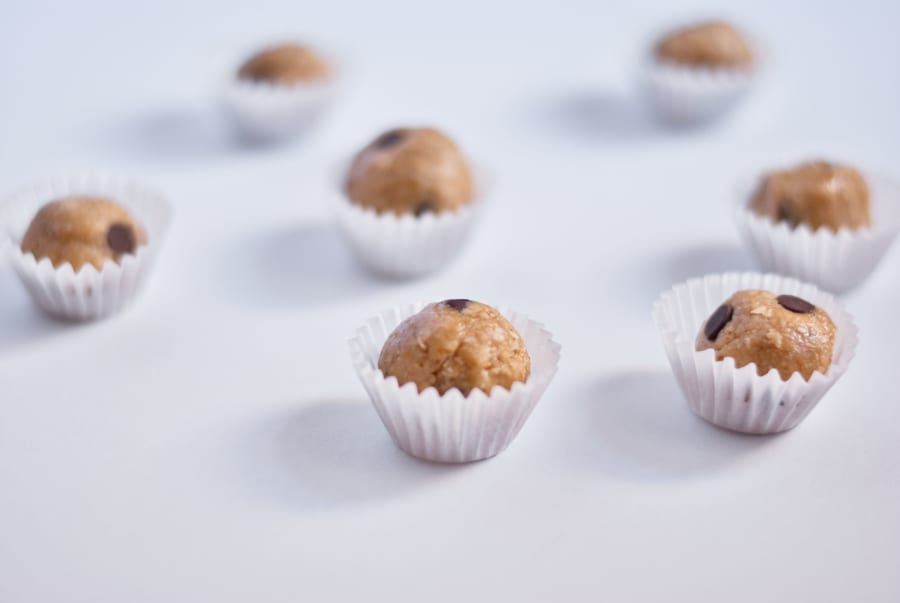 Oat and Chocolate Balls
