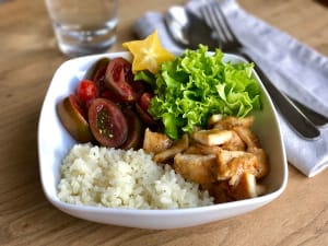 Rice, Chicken, and Tomato Bowl