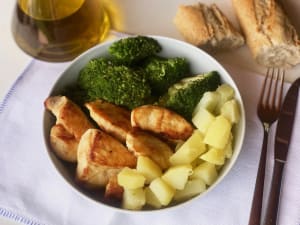Bowl de Pollo, Patata y Brócoli