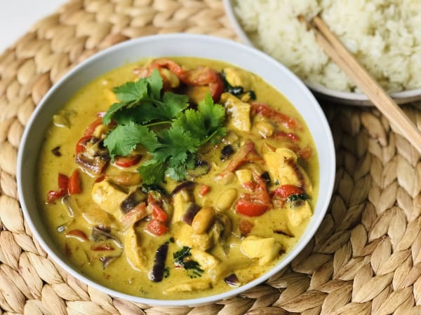 Chicken Curry with Red Bell Pepper