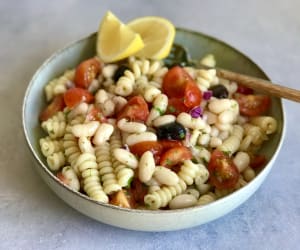 Pasta Salad with Beans and Tomatoes