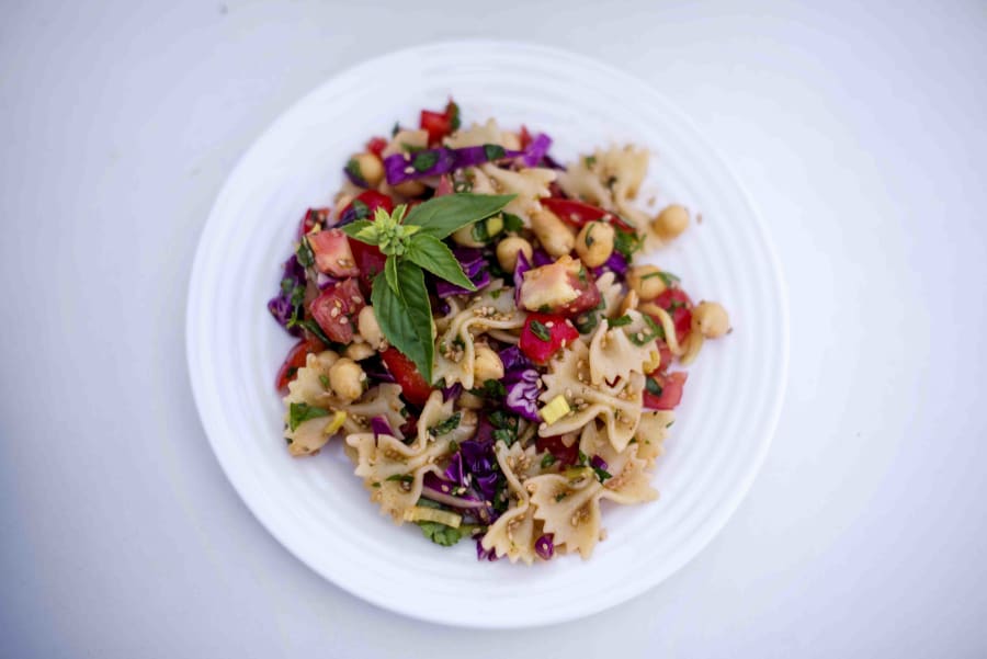 Ensalada de Pasta y Garbanzos