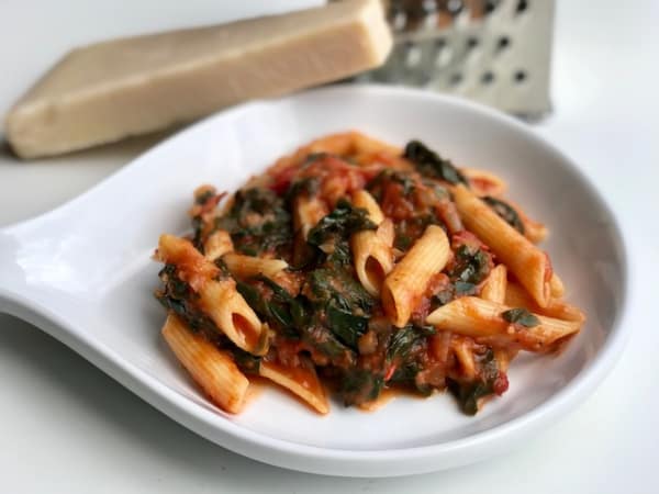 Macaroni with Tomato and Spinach