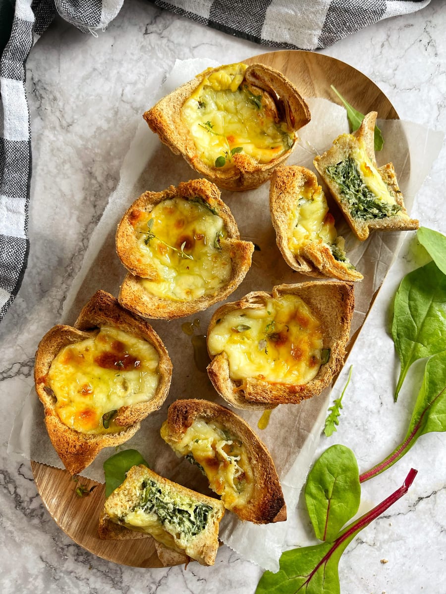 Mini Spinach Tarts made with Sandwich Bread