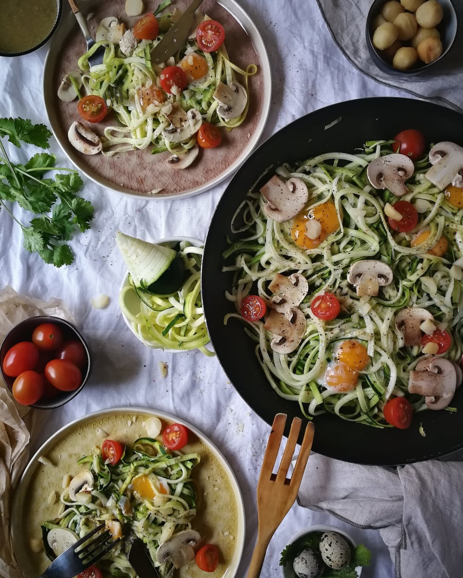 Zucchini Noodles with Mushrooms, Cherry Tomatoes, and Egg