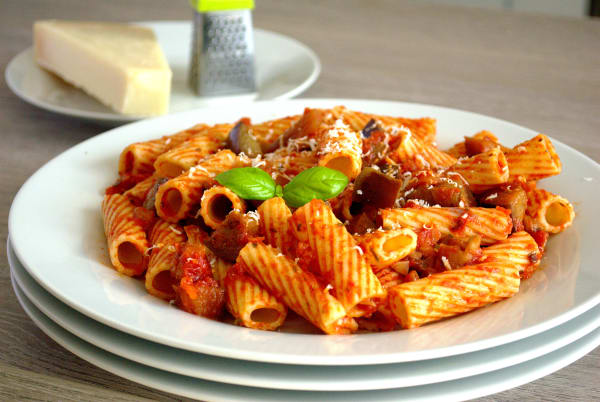 Pasta with Eggplant and Tomato Sauce