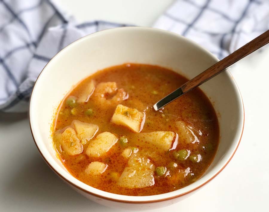 Patatas con Guisantes y Gambas