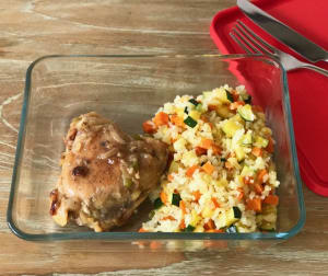 Pollo con Arroz de Zanahoria y Calabacín