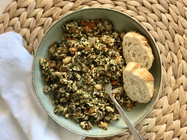 Tofu Scramble with Mushrooms and Spinach