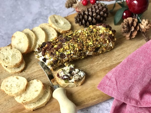 Cheese Roll with Bacon and Nuts