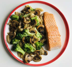 Salmon with Pasta and Vegetables