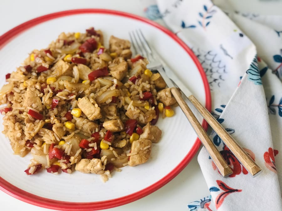 Fried Rice with Chicken and Red Bell Pepper