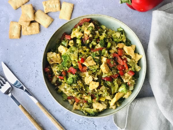 Broccoli Stir Fry with Red Bell Pepper and French Omelet