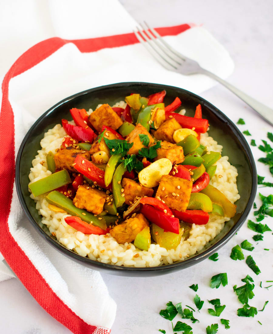 Tempeh Sauté with Bell Peppers and Rice