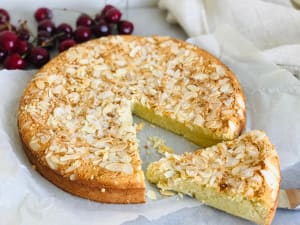 Almond Tart with a Touch of Lemon