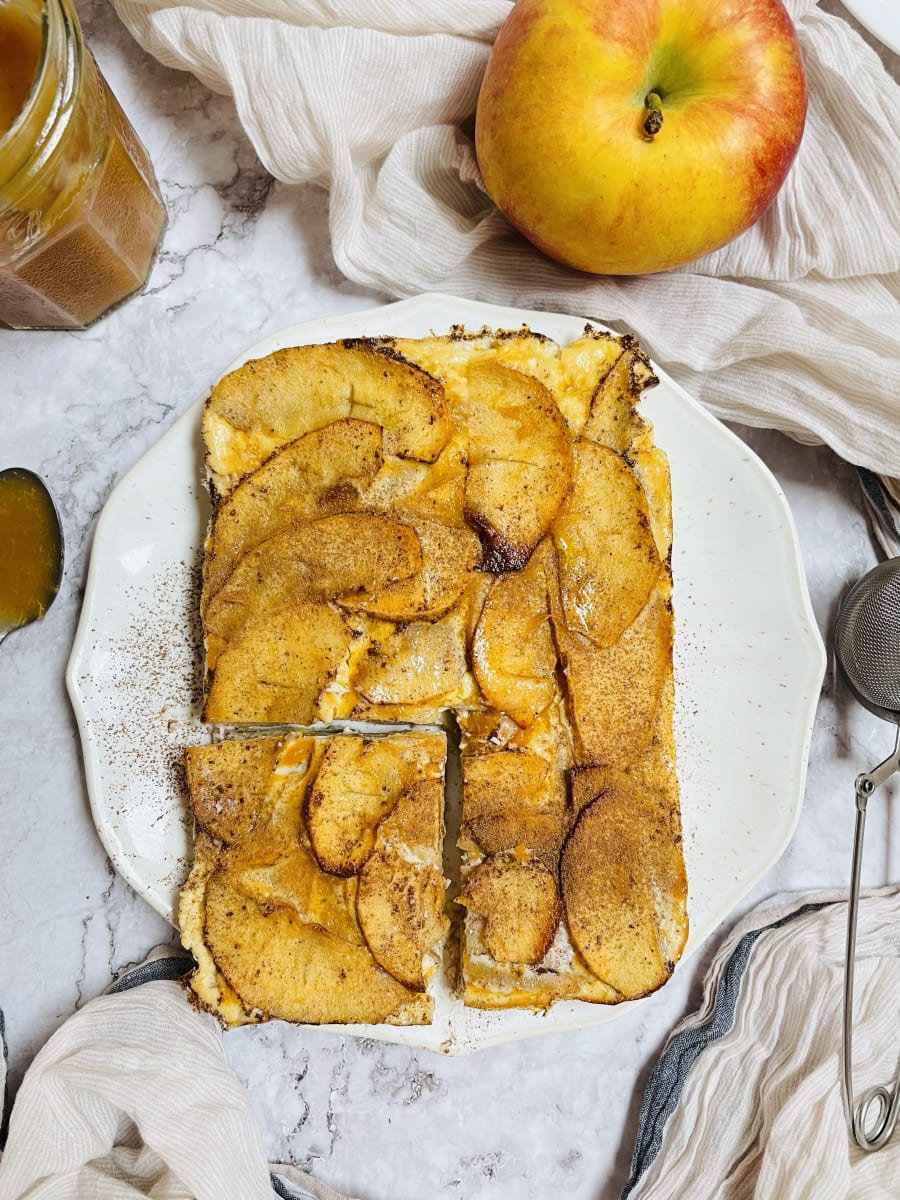 Tarta Ligera de Manzana con Cuatro Ingredientes