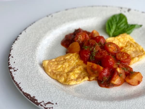 Tomato and Basil Omelet
